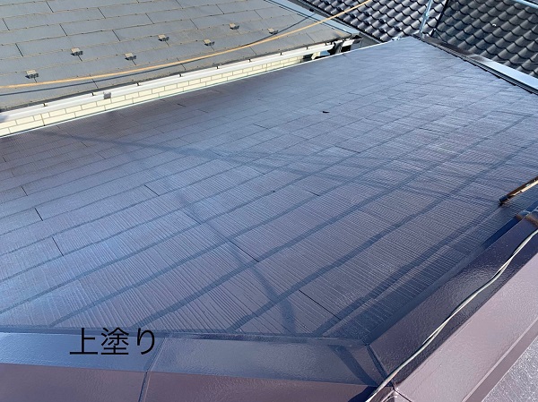 神奈川県相模原市　屋根塗装　中塗り・上塗り　重ね塗りをする理由　ルミフロン (2)